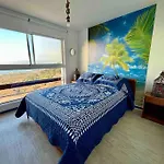 Lovely Apartment Close To Everything With A View!